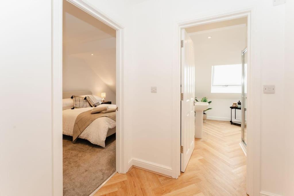 Boutique Apartment - Mazerystays Exley Kültér fotó
