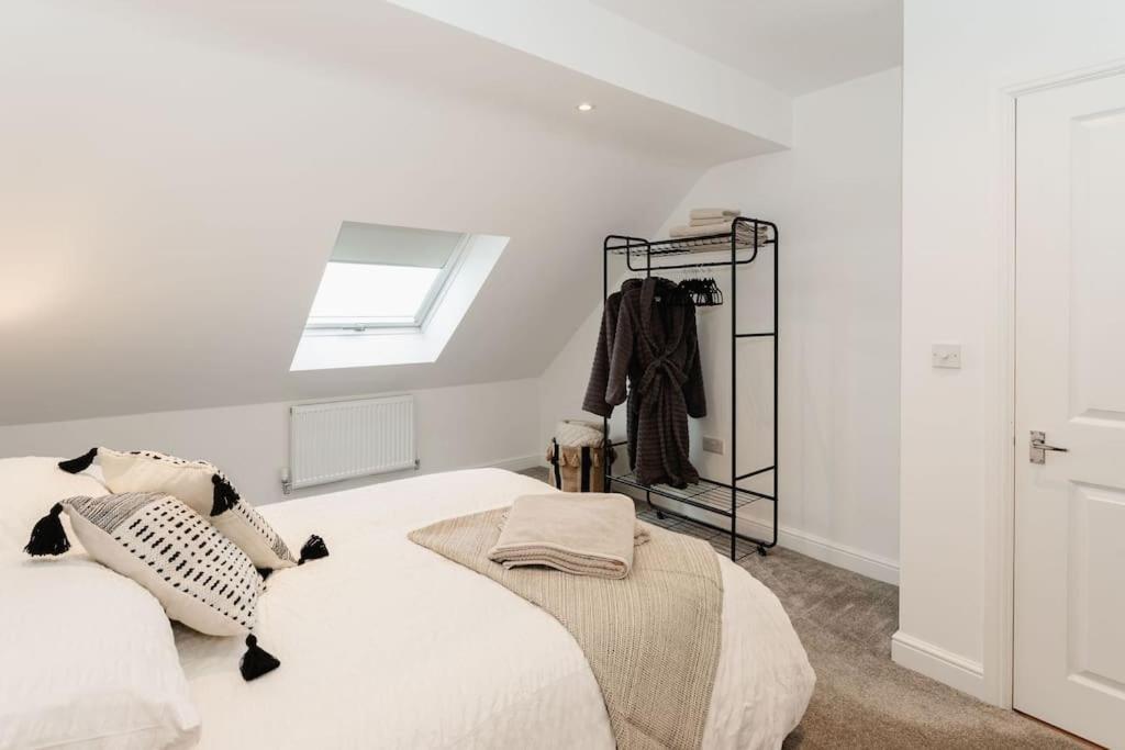 Boutique Apartment - Mazerystays Exley Kültér fotó