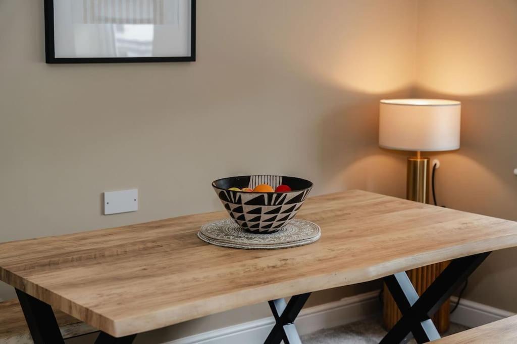 Boutique Apartment - Mazerystays Exley Kültér fotó